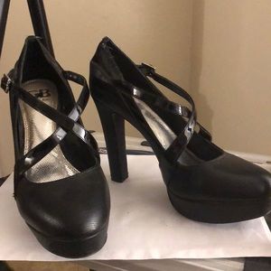 Women’s gently used Black Gianni Bini Heels